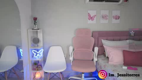 Snapshot of jessica_tom_ chatting on 11, 5, 2026 Jessica online show from 11, 5, 2026