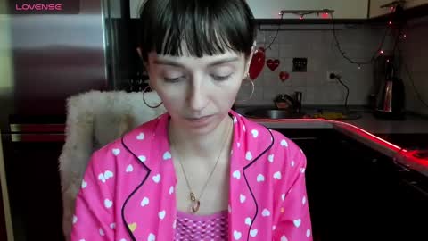 jessicaforris online show from 4, 2, 2025