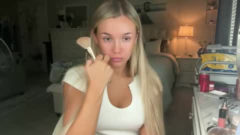 Jessica Parker online show from 3, 11, 2025