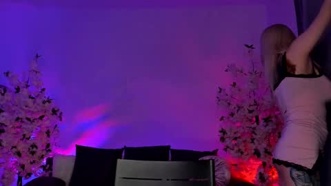 Gloria   online show from 26, 12, 2024
