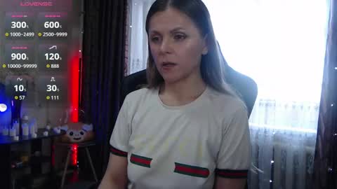 Snapshot of jessiemays chatting on 20, 4, 2026 Jess online show from 20, 4, 2026