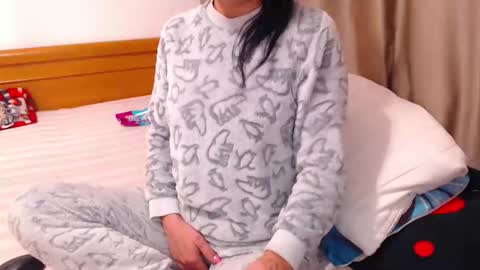 jessiestar3 online show from 24, 3, 2026