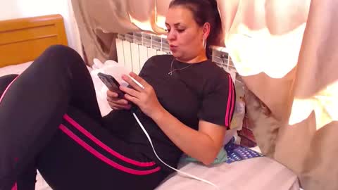 Snapshot of jessiestar3 chatting on 26, 5, 2026 jessiestar3 online show from 26, 5, 2026
