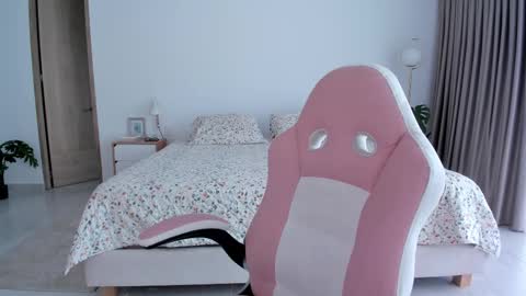 Snapshot of jessikapalmer chatting on 10, 2, 2025 online show from 10, 2, 2025