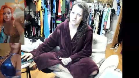 Snapshot of jessyboi0504 chatting on 1, 10, 2025 seductress Cyber Succubus online show from 1, 10, 2025