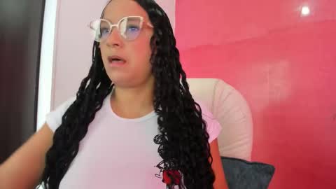 Snapshot of jessybutt chatting on 4, 12, 2025 jessybutt online show from 4, 12, 2025