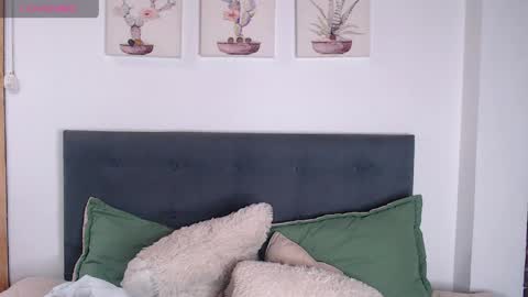 JEAN  online show from 19, 5, 2026