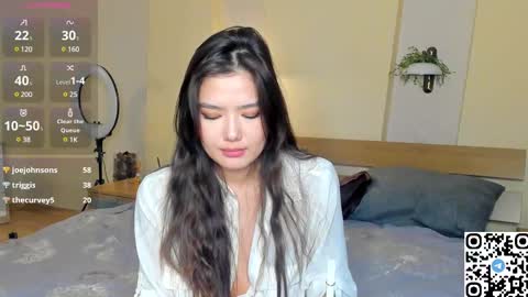 Hi all. My name is Naomi and Im glad to see you in my room  online show from 18, 2, 2025