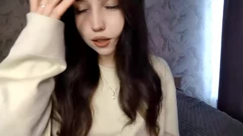 I am Gina ntmu Lets hit 10 Thumbs Up together online show from 16, 4, 2026