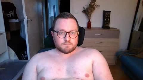 Snapshot of jeuneloup92 chatting on 9, 2, 2026 jeuneloup92 online show from 9, 2, 2026