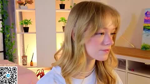 Gwen online show from 26, 3, 2026