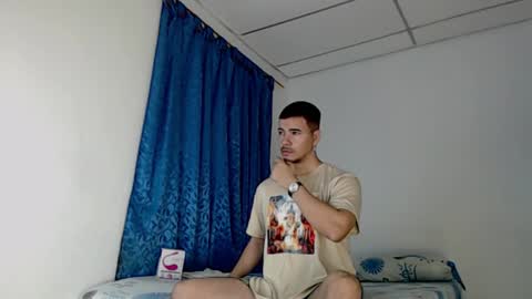 Snapshot of jeycob_happy97 chatting on 17, 2, 2025 Juan David online show from 17, 2, 2025