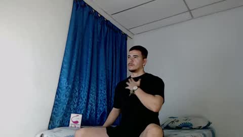 Snapshot of jeycob_happy97 chatting on 20, 2, 2025 Juan David online show from 20, 2, 2025