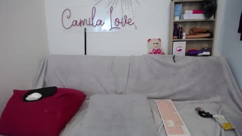 Snapshot of jezabel_purple chatting on 5, 11, 2025 Camila online show from 5, 11, 2025