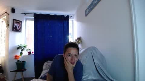 Snapshot of jezabel_purple chatting on 22, 11, 2025 Camila online show from 22, 11, 2025