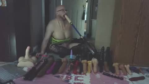 Snapshot of jghosty69 chatting on 22, 3, 2026 Nasty Cumslut online show from 22, 3, 2026