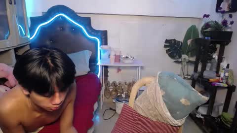 Snapshot of jhan_destroyer2003 chatting on 6, 12, 2024 jhan_destroyer2003 online show from 6, 12, 2024