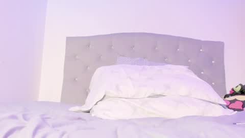 jhoanatrans22 online show from 10, 12, 2024