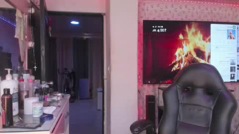 jhoanatrans22 online show from 4, 12, 2025