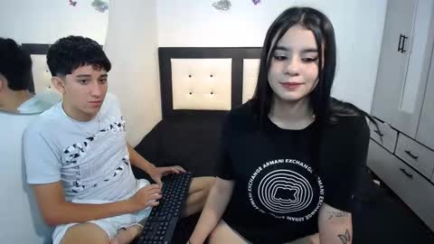 Snapshot of jhon_and_nicolle chatting on 18, 11, 2025 Jhon and nicolle online show from 18, 11, 2025