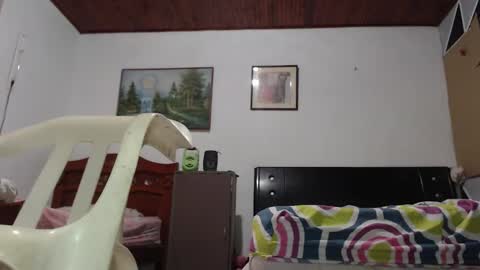 Snapshot of jhon_tommy chatting on 13, 2, 2025 jhon tommy online show from 13, 2, 2025