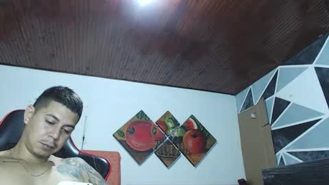 Snapshot of jhon_tommy chatting on 25, 2, 2026 jhon tommy online show from 25, 2, 2026