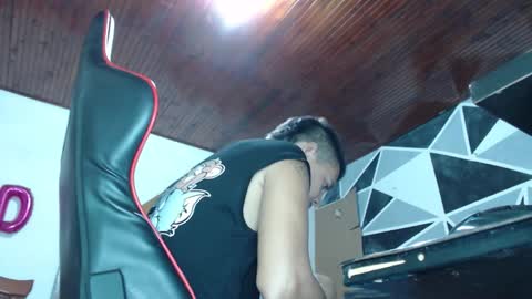 Snapshot of jhon_tommy chatting on 2, 3, 2026 jhon tommy online show from 2, 3, 2026