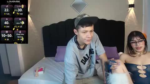 Jhonfry and Milly online show from 12, 11, 2025