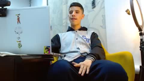 jhon online show from 8, 11, 2025