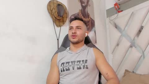 jhonny online show from 5, 1, 2025