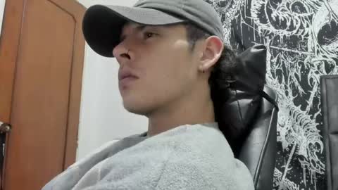 Jhonaiker online show from 30, 7, 2026