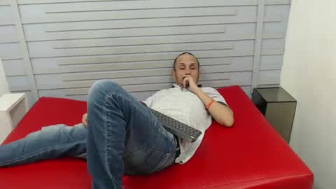 Snapshot of jhontorres018 chatting on 27, 2, 2025 jhontorres018 online show from 27, 2, 2025