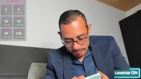 Jhony Alzate online show from 28, 2, 2026