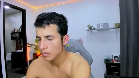 jhoryi_queen online show from 10, 9, 2025