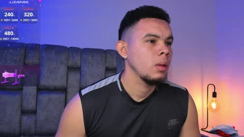 Jhonatan80  online show from 13, 4, 2026