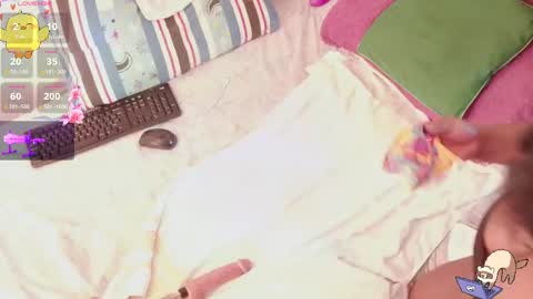 Snapshot of jhoxy_m chatting on 5, 6, 2026 Hello iam hoxy ready to get wet online show from 5, 6, 2026