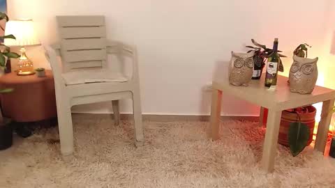 Jhuan Nhez online show from 29, 10, 2025