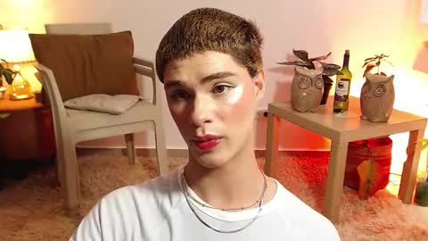 Jhuan Nhez online show from 5, 11, 2025