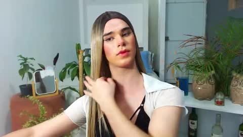 Jhuan Nhez online show from 10, 4, 2026