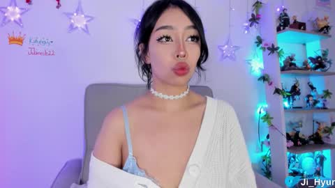 Ji  online show from 7, 11, 2025