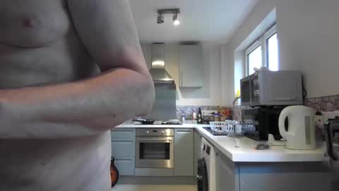 Snapshot of jimmybenido chatting on 14, 5, 2026 Jim Redgewell online show from 14, 5, 2026