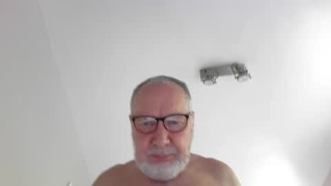 Snapshot of jimmybenido chatting on 1, 7, 2026 Jim Redgewell online show from 1, 7, 2026
