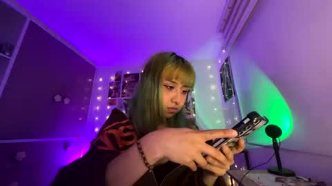Minaa  online show from 1, 7, 2026