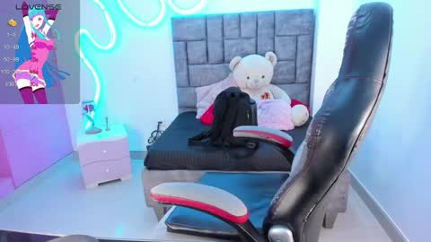 kim online show from 26, 11, 2025