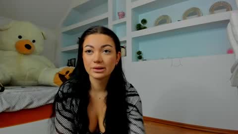 Juliee online show from 20, 5, 2026