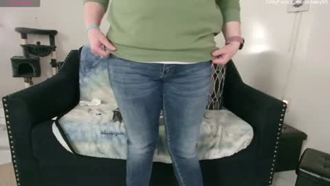 Nicole  Allen online show from 28, 12, 2024