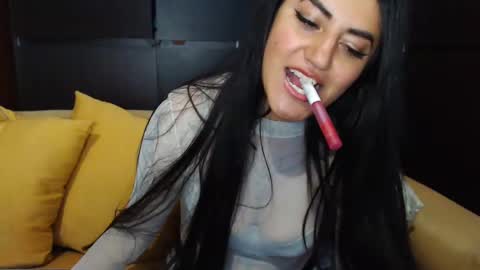 Snapshot of jjodie__ chatting on 3, 12, 2024 luuuuuuuuuu online show from 3, 12, 2024