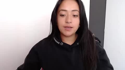 Snapshot of jjulietha95 chatting on 20, 1, 2025 Julieta online show from 20, 1, 2025