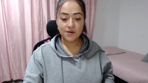 Snapshot of jjulietha95 chatting on 15, 2, 2025 Julieta online show from 15, 2, 2025
