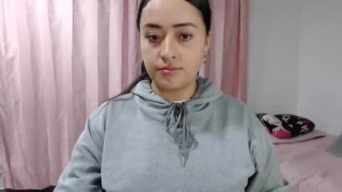 Snapshot of jjulietha95 chatting on 17, 2, 2025 Julieta online show from 17, 2, 2025